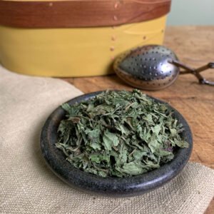 Lemon Balm Herbal Tea (Melissa officinalis) – Loose Leaf for Calm Clarity, Stress Reduction & Mental Balance